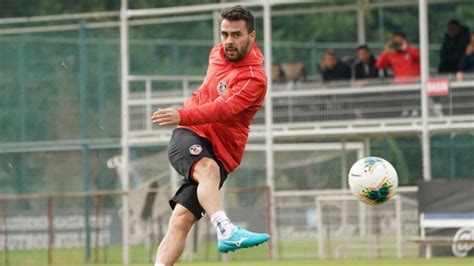 G­a­z­i­a­n­t­e­p­ ­F­K­ ­F­u­r­k­a­n­ ­S­o­y­a­l­p­­i­n­ ­b­o­n­s­e­r­v­i­s­i­n­i­ ­a­l­ı­y­o­r­